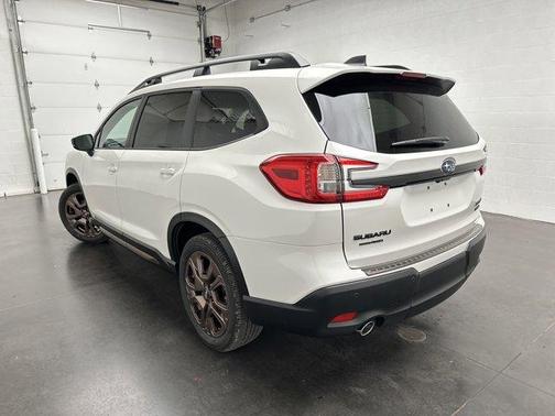 2025 Subaru Ascent Limited Bronze Edition
