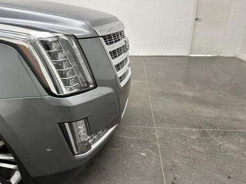 2019 Cadillac Escalade Premium Luxury