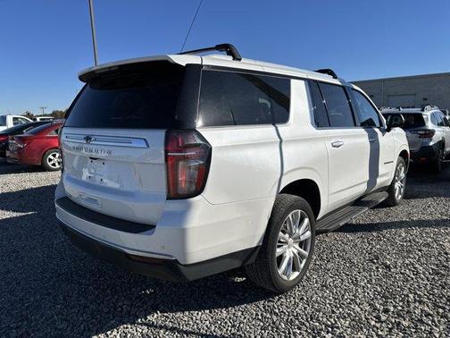 2021 Chevrolet Suburban High Country