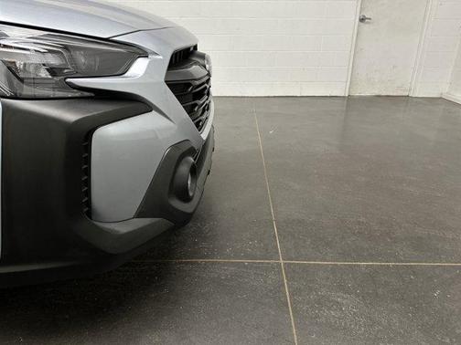 Ice Silver Metallic 2025 Subaru Outback Premium