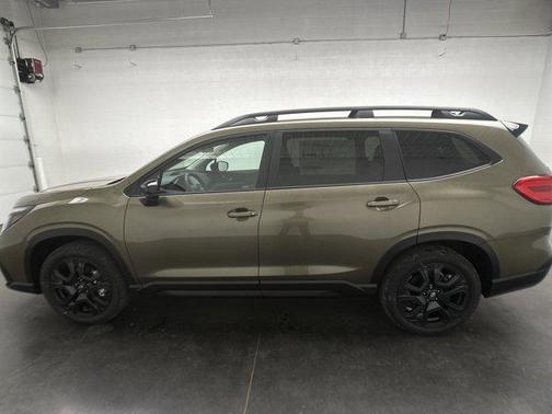 2025 Subaru Ascent Onyx Edition Touring