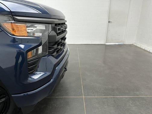 Northsky Blue Metallic 2022 Chevrolet Silverado 1500 Custom