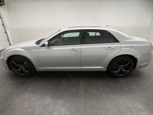 2023 Chrysler 300 S