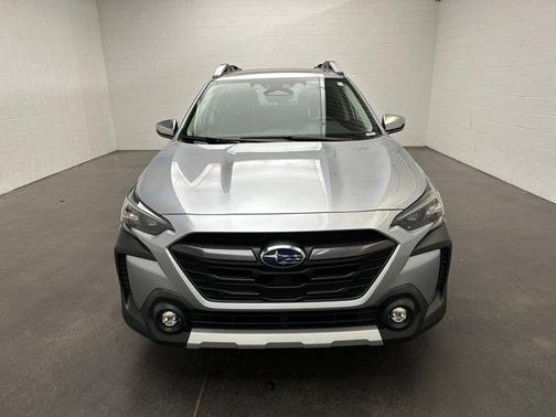 Ice Silver Metallic 2024 Subaru Outback Touring