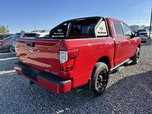 2021 Nissan Titan SV