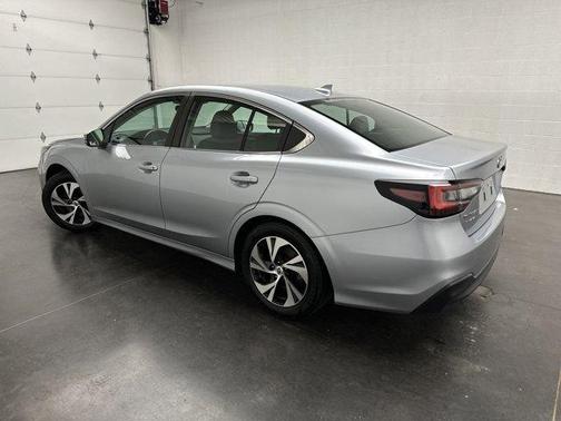 Ice Silver Metallic 2022 Subaru Legacy Premium