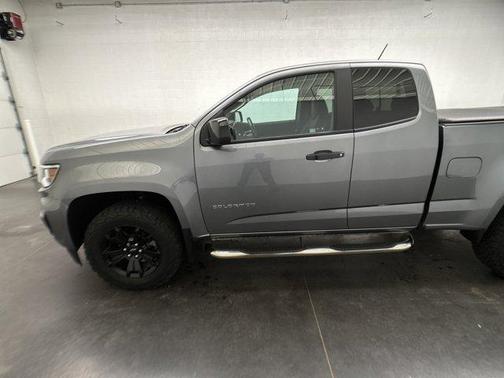 Satin Steel Metallic 2022 Chevrolet Colorado Z71