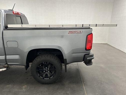 Satin Steel Metallic 2022 Chevrolet Colorado Z71