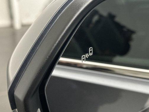 2021 Volkswagen Atlas 3.6 V6 SE w/ Technology R-Line
