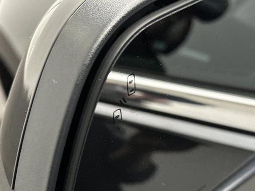 Tuxedo Black Metallic 2013 Ford Edge Limited