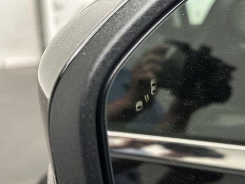 Agate Black Metallic 2025 Ford Expedition Platinum