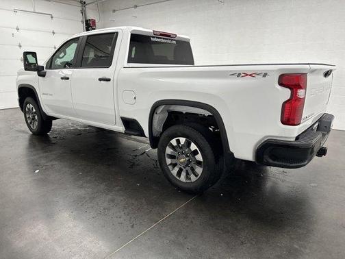2024 Chevrolet Silverado 2500 Custom