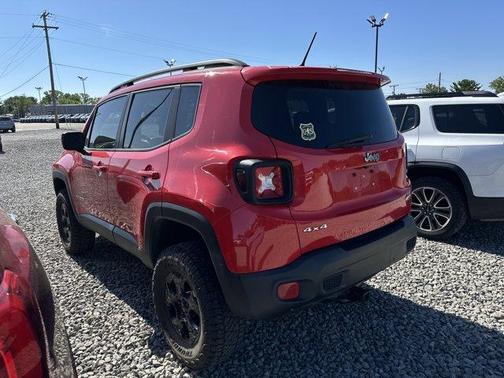 Colorado Red 2015 Jeep Renegade Latitude
