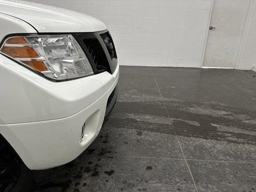 2021 Nissan Frontier SV