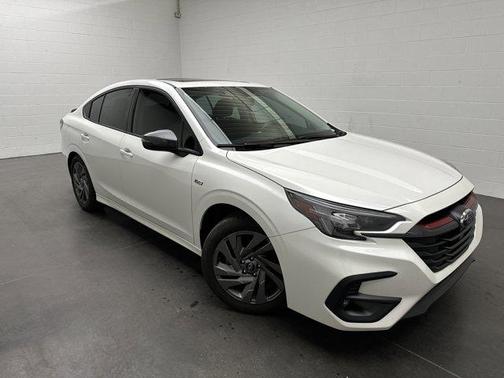 Crystal White Pearl 2025 Subaru Legacy Sport