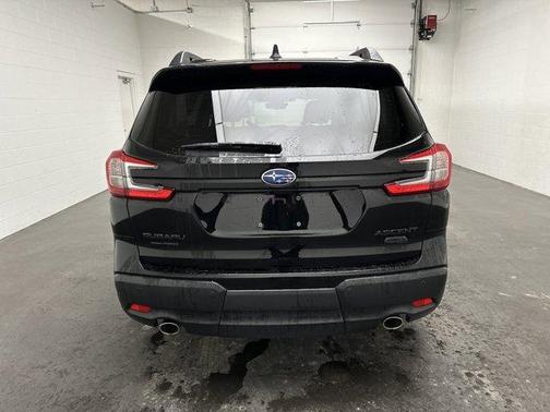 2025 Subaru Ascent Onyx Edition Touring