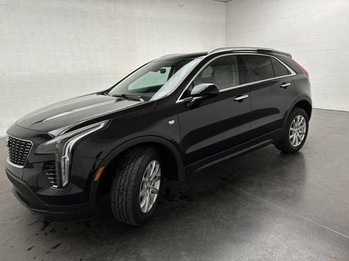 Stellar Black Metallic 2023 Cadillac XT4 Luxury