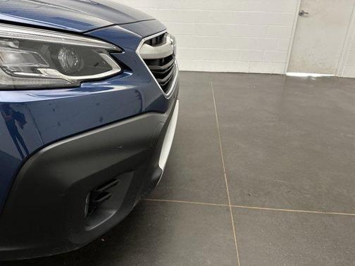 2022 Subaru Outback Touring