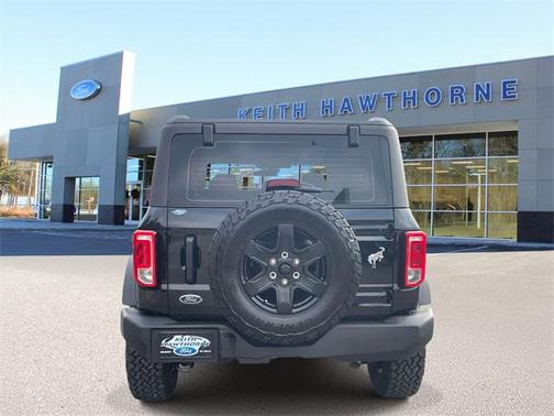 2025 Ford Bronco Base