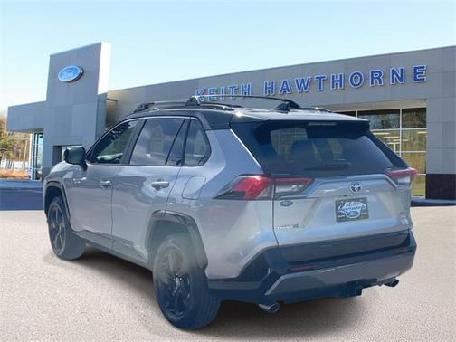 2019 Toyota RAV4 Hybrid SE