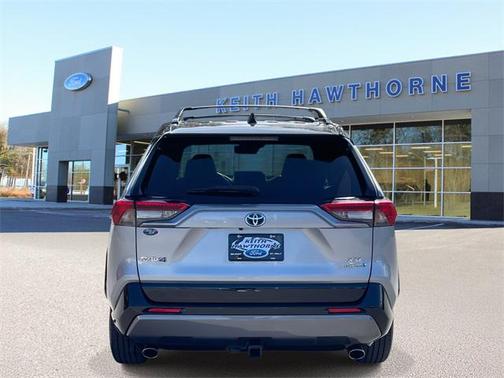 2019 Toyota RAV4 Hybrid SE