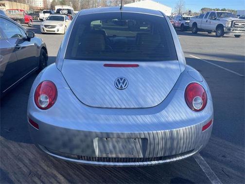 2007 Volkswagen New Beetle 2.5