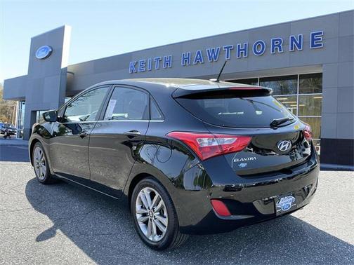 2017 Hyundai Elantra GT Base