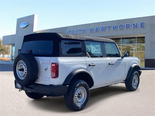 2025 Ford Bronco Base