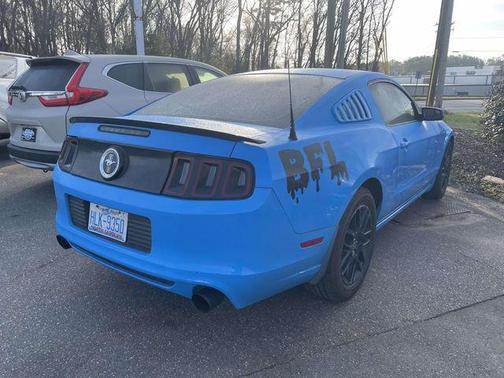 2014 Ford Mustang V6