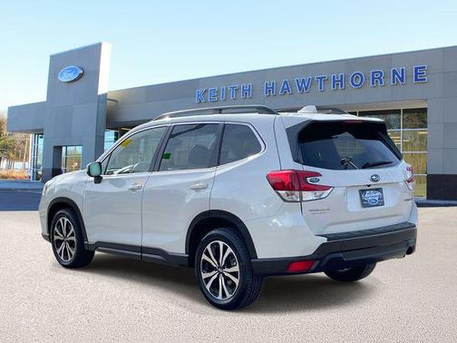 Crystal White Pearl 2021 Subaru Forester Limited
