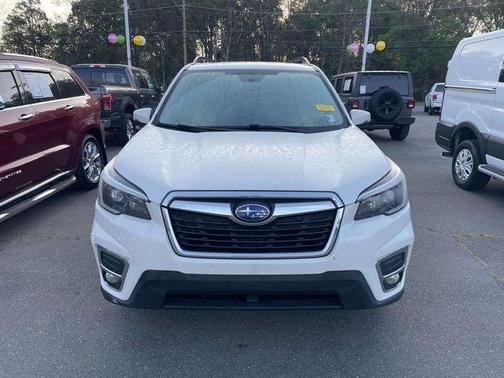 Crystal White Pearl 2021 Subaru Forester Limited