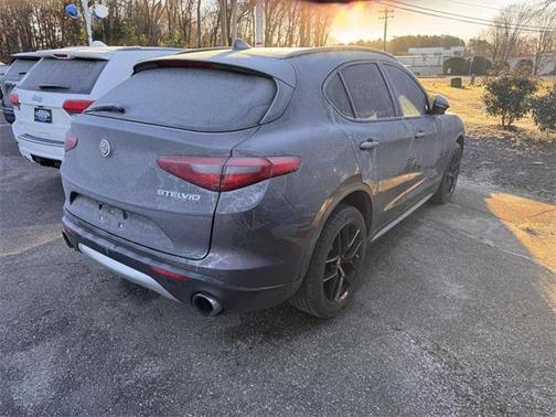 2019 Alfa Romeo Stelvio Ti Sport