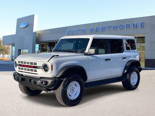 Oxford White 2026 Ford Bronco Heritage Edition