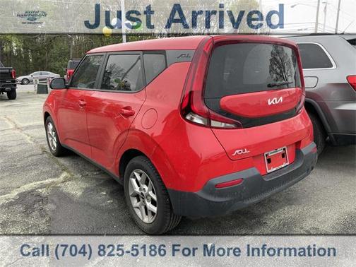 2022 Kia Soul LX