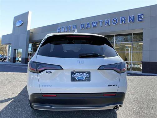 2024 Honda HR-V 2WD Sport
