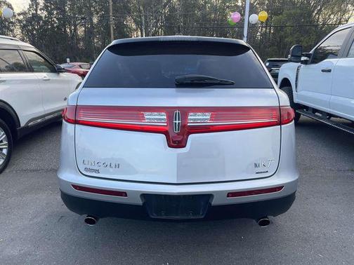 Ingot Silver 2016 Lincoln MKT EcoBoost