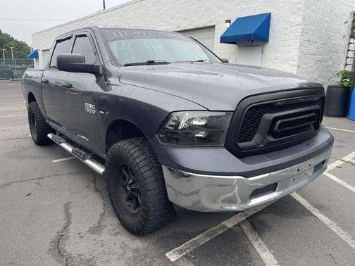 Granite Crystal Metallic Clearcoat 2017 RAM 1500 Tradesman