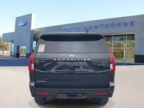 Agate Black Metallic 2025 Ford Expedition Active