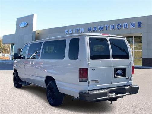 2007 Ford E350 Super Duty XL Wagon