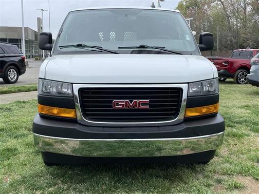 2023 GMC Savana 2500 Work Van
