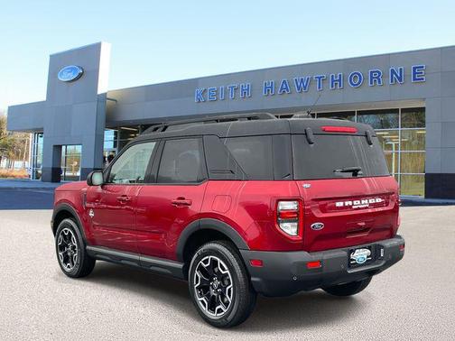 Ruby Red Metallic Tinted Clearcoat 2025 Ford Bronco Sport Outer Banks