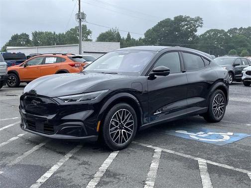 2025 Ford Mustang Mach-E Premium