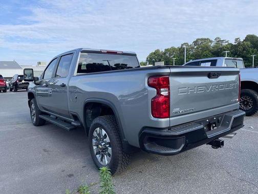 Sterling Gray Metallic 2025 Chevrolet Silverado 2500 Custom