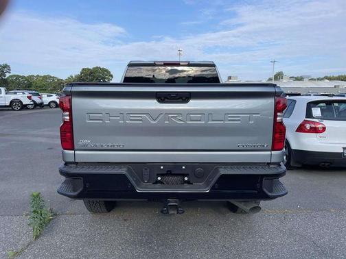 Sterling Gray Metallic 2025 Chevrolet Silverado 2500 Custom