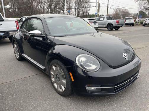 2013 Volkswagen Beetle 2.0T Fender Edition