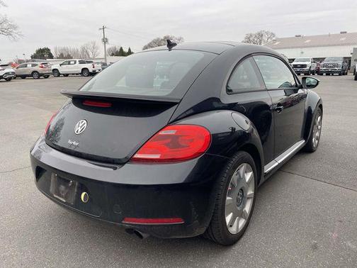 2013 Volkswagen Beetle 2.0T Fender Edition