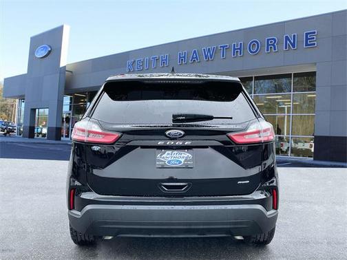 2023 Ford Edge SE