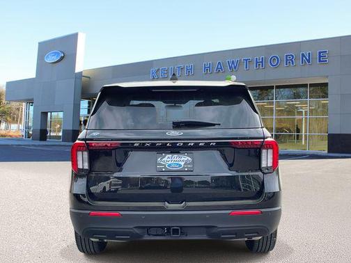 Agate Black Metallic 2026 Ford Explorer Active