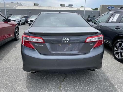2013 Toyota Camry SE