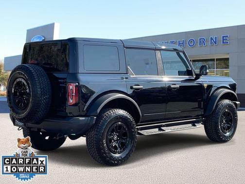 Shadow Black 2025 Ford Bronco Badlands